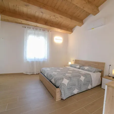 La Piazzetta House Serra de' Conti