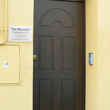 Semesterbostad La Piazzetta House *